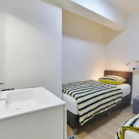 Lecomte - The Shorline Coastal Walks 63 Apartment